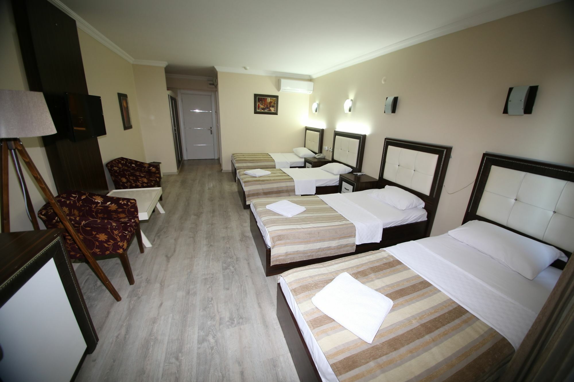 Konak Eurobest Otel Izmir Exterior photo