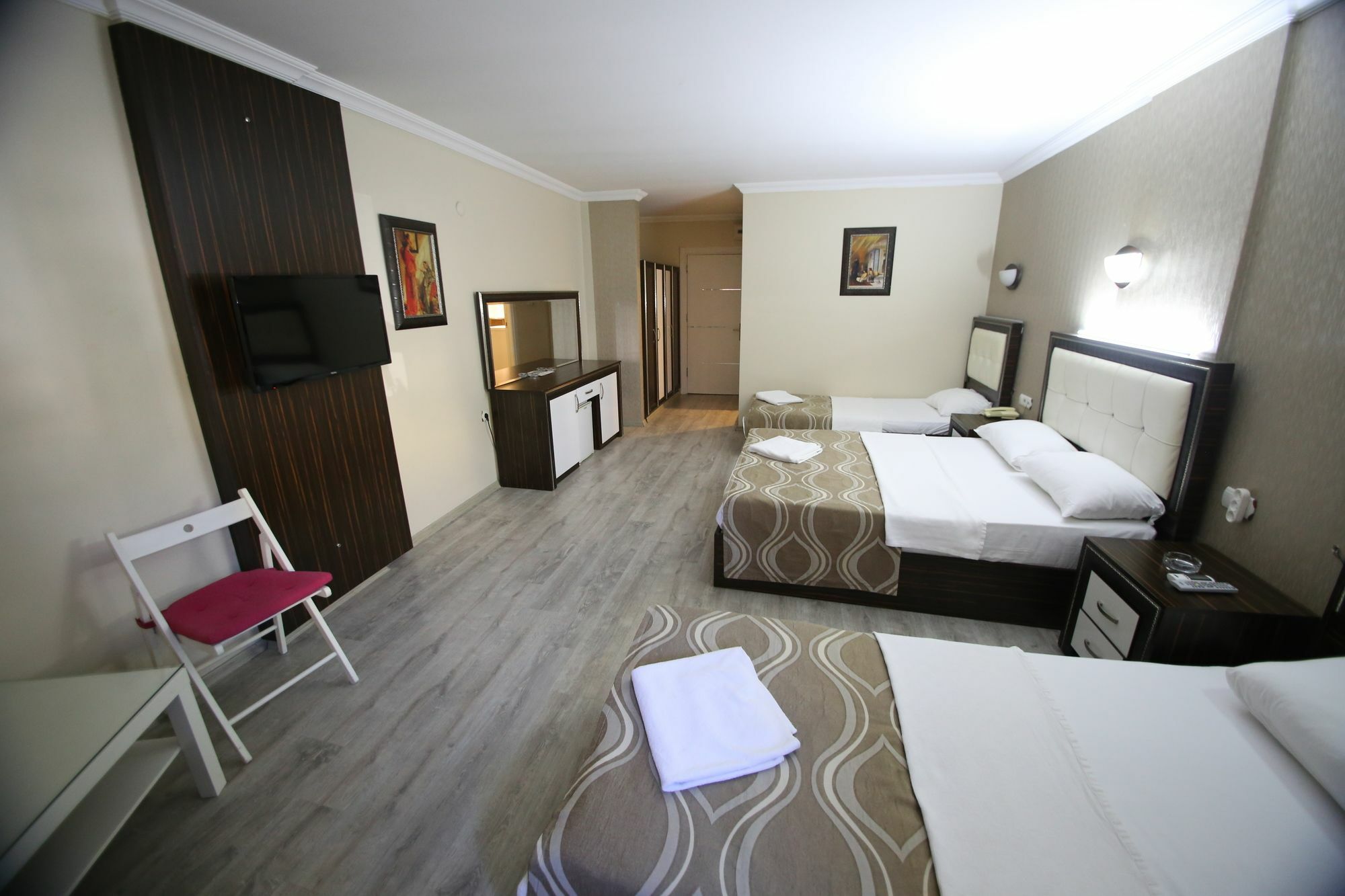 Konak Eurobest Otel Izmir Exterior photo