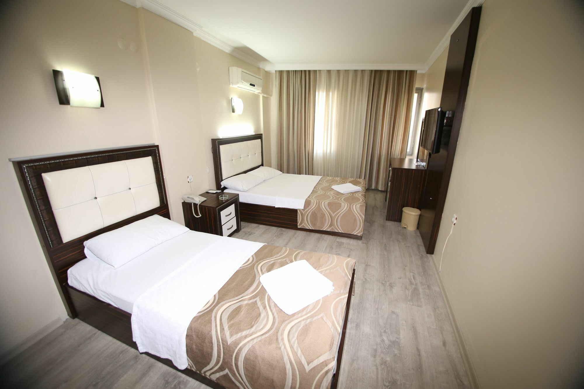 Konak Eurobest Otel Izmir Exterior photo